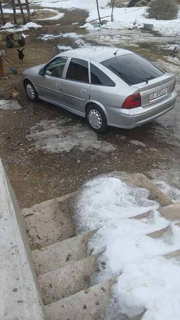 зарядник авто: Opel Vectra: 2002 г., 2.2 л, Механика, Дизель, Хэтчбэк