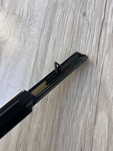 Двери и комплектующие: Накладка на дверь Передняя левая Toyota, Б/у, Оригинал — 9