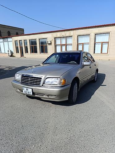 mercedes 160 a: Mercedes-Benz C-Class: 2.3 l | 1998 il Sedan — 2