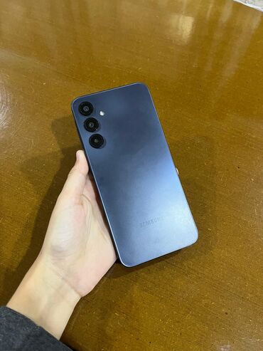 samsung z filip 4: Samsung Galaxy A16, 128 ГБ, цвет - Синий, Отпечаток пальца, Face ID