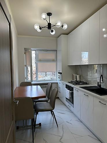 Продажа квартир: 2 комнаты, 53 м², Индивидуалка, 4 этаж, Дизайнерский ремонт — 1