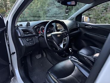 Chevrolet: Chevrolet Spark: 2017 г., 1 л, Вариатор, Бензин, Хэтчбэк at lalafo.kg — 10 Chevrolet: Chevrolet Spark: 2017 г., 1 л, Вариатор, Бензин, Хэтчбэк — 10