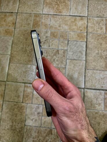 Apple iPhone: IPhone 15 Pro, 128 GB, Desert Titanium, Face ID — 6