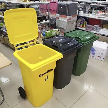 Tullantı qabları: Məişət Tullantı qutuları. 20 lt den 1100 lt qeder movcuddur. Plastik — 3