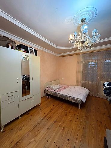 qax ev: 110azn XANIM OTAQ YOLDASI.RAZIN TALKUCKA EVDE 3XANIM QALIR BIRIDE — 1