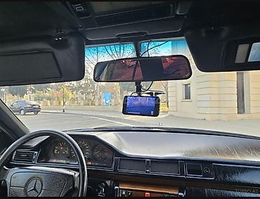 li 9: Mercedes-Benz W124: 2.9 l | 1991 il Sedan — 4