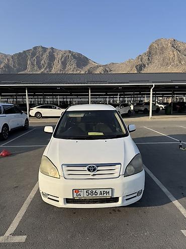 205 60: Toyota Ipsum: 2003 г., Минивэн — 1