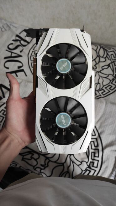 карто: Видео карта, Колдонулган, Asus, GeForce GTX, ПК үчүн