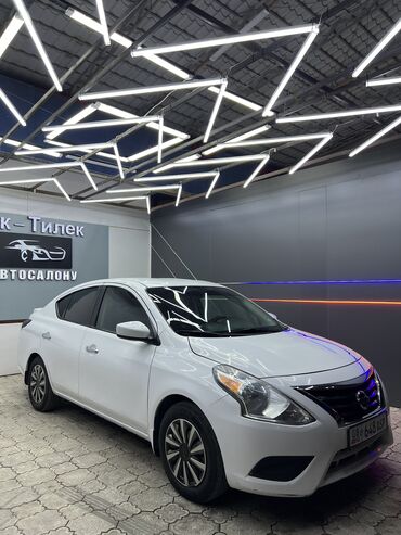 машина электронный: Nissan Versa: 2016 г., 1.6 л, Вариатор, Бензин, Седан