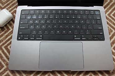 Ноутбуки Apple (MacBook): MacBook Pro 14 M1 Pro продаётся на ЗАПЧАСТИ. Всё работает только — 3