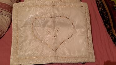 Örtüklər: Yataq üçün Yeni Qaşlı rəng - Ağ Yataq örtüyü, Rayonlara çatdırılma, Ünvandan götürmə — 3