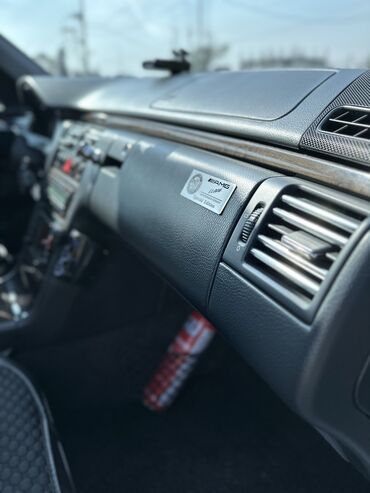 Mercedes-Benz: Mercedes-Benz E-Class: 2001 г., 3.2 л, Автомат, Бензиновая, Седан — 8