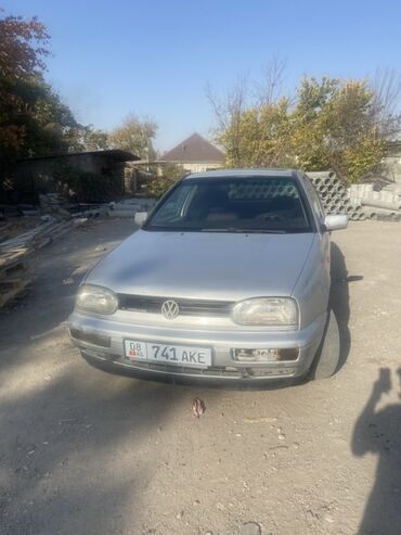 рычак на фит: Volkswagen Golf: 1996 г., 1.6 л, Механика, Бензин, Хетчбек