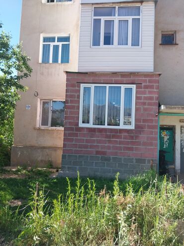 сдам дом под детский сад: Кирпичная пристройка/веранда к первому этажу многоквартирного дома