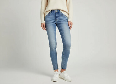 bluzka guess damska zalando: Jeansy damskie, rozmiar S