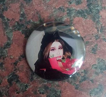 Значки: Значки - Лицевая сторона: глянцевая плёнка с полноцветной печатью. - — 1