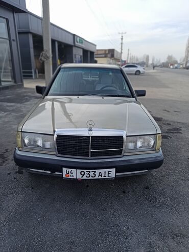 грузовой автомобиль: Седан Mercedes-Benz 190E светло-бежевого цвета, Мотор коропка ходовка
