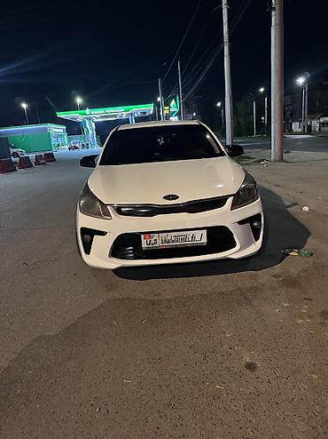 Kia Rio: 2018 г., 1.4 л, Типтроник, Бензин, Седан