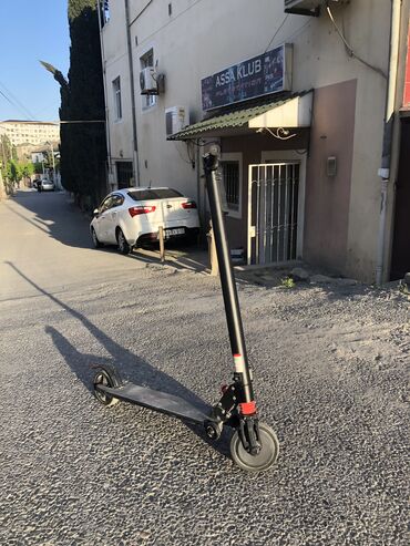 elektrikli scooter işlənmiş: Sukuter yaxşı vəziyyətdədi heç bir problemi yoxdu uşağ böyüdüyünə görə