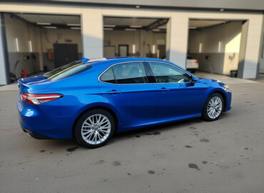 Toyota: Toyota Camry: 2018 г., 2.5 л, Автомат, Бензин, Седан — 2