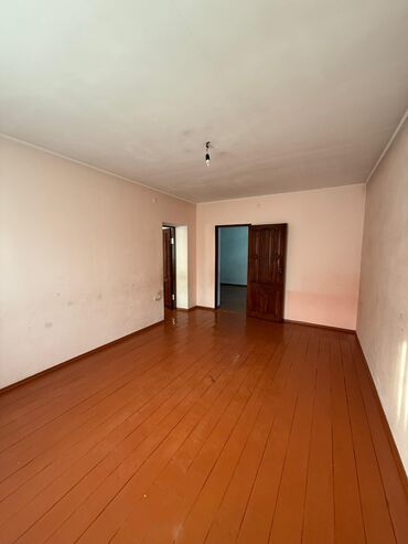 Продажа домов: Дом, 270 м², 5 комнат, Агентство недвижимости, Старый ремонт — 5