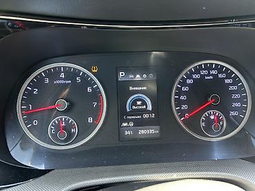 kaiyi e5: Kia K5: 2019 г., 2 л, Автомат, Газ, Седан — 6