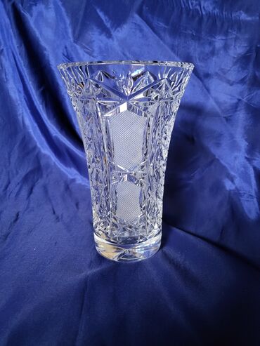 Vaze i saksije: Vaza, Novo — 5