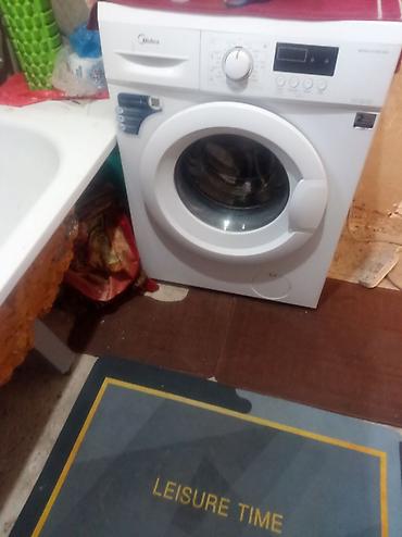 Үйлөрдү ижарага берүү: 50 м², 3 бөлмө — 9