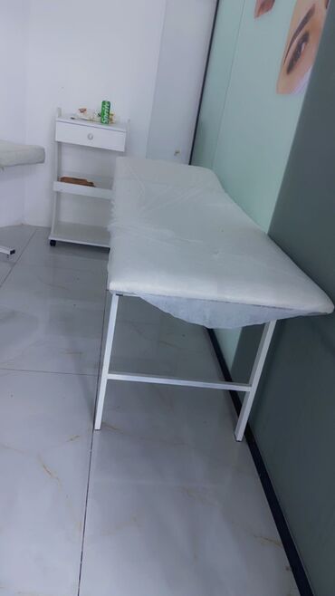 Salon, tibbi mebel dəsti: Gözəllik salonu üçün avadanlıqlar və interyer elementləri - Dairəvi — 6