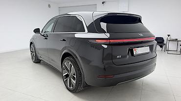Lixiang: Lixiang L7: 2024 г., 1.5 л, Автомат, Электромобиль, Внедорожник — 2