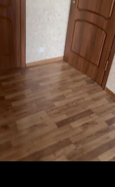 Душевые кабины: Срочно продаю бу ламинат 80²