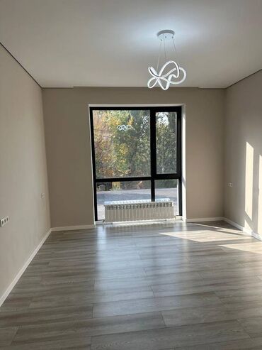 частный дом престарелых бишкек: Дом, 225 м², 2 комнаты, Агентство недвижимости, Евроремонт