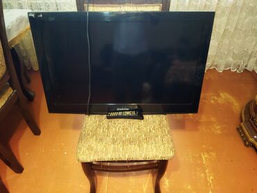 ZX: Б/у Телевизор Samsung Led 82" HD (1366x768)