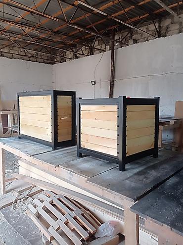 Metal çərçivəli taxta dekorativ küplər / çiçək qabları - Material
