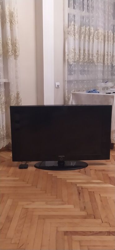 yutublu televizor: Б/у Телевизор Samsung LCD 40" FHD (1920x1080), Самовывоз