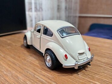 Figurice i makete: Nov metalni model automobila VW Buba. Mogu da mu se otvaraju vrata i — 7