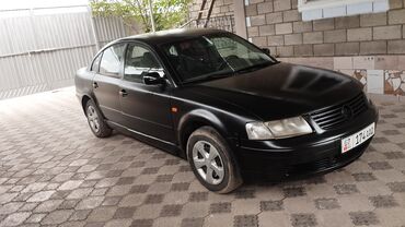 куплю volkswagen b3: Volkswagen Passat: 1998 г., 1.6 л, Механика, Бензин, Седан