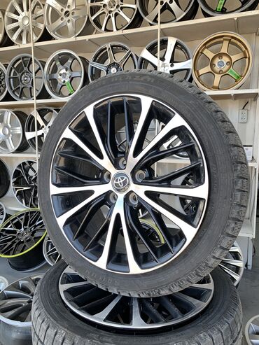 колесо для шиншиллы: Литые Диски R 18 Toyota, Комплект, отверстий - 5, Б/у
