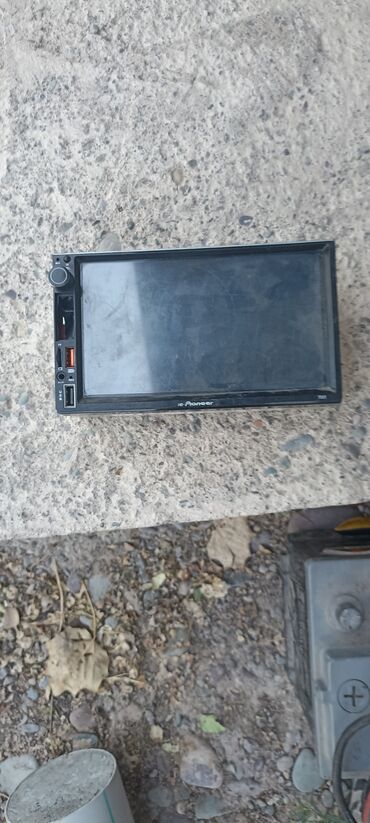 2din монитор: Мультимедийная автомагнитола 2-DIN Pioneer (модель 7021)