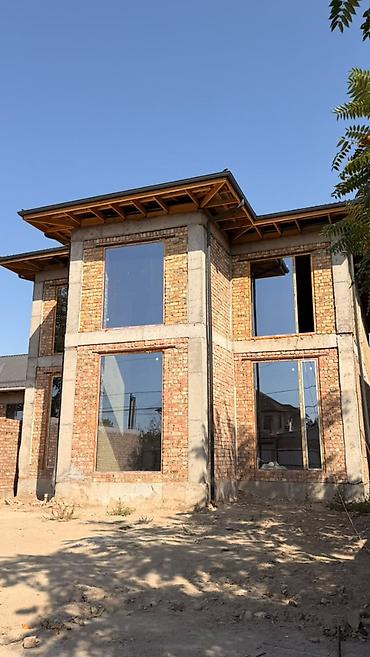 ОСОБНЯК РЯДОМ С БЕЛЫМ ДОМОМ — КИРГИЗИЯ 1 В одной из самых престижных