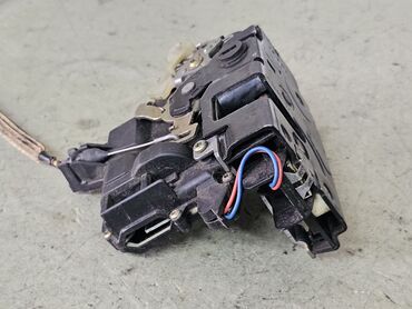 Замки: Замок двери Volkswagen 1998 г., Б/у, Оригинал, Германия — 5