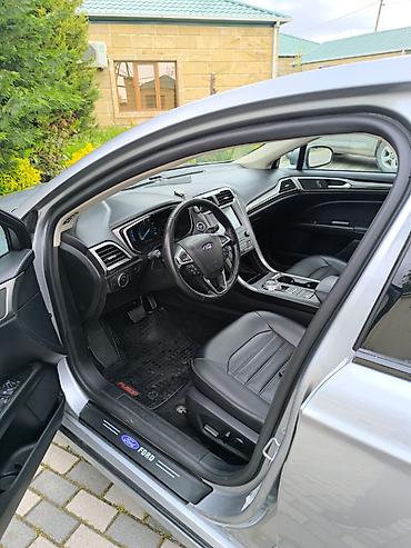 ford fusin: 2019 ili Ford Fusion amerika 1.5 mator. Ful versiya. Benzin Qiymet — 4