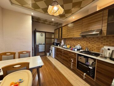 Köhnə tikili: Bakı, 5 otaqlı, Köhnə tikili, m. Əhmədli, 120 kv. m — 18