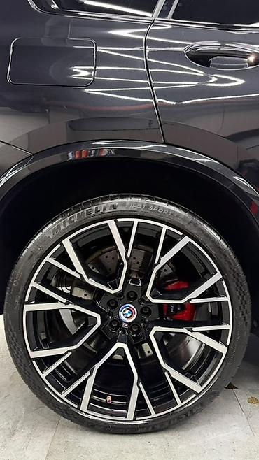 руль audi: BMW X5 M: 2022 г., 4.4 л, Автомат, Бензин, Кроссовер — 6
