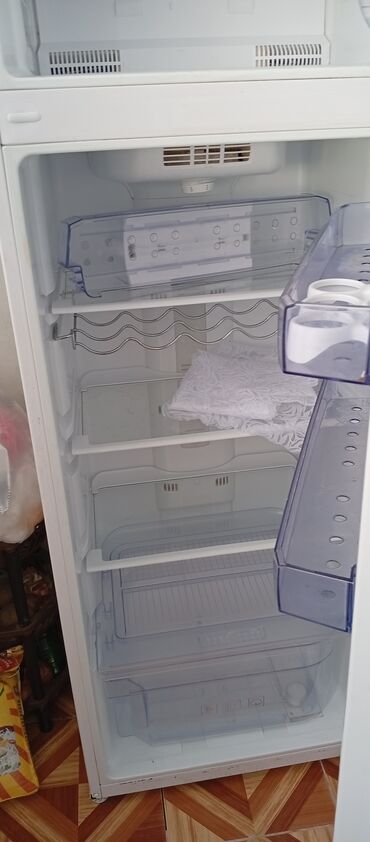 Soyuducular: Yeni 2 qapılı Beko Soyuducu Satılır, rəng - Ağ — 8