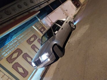 Mercedes-Benz W124: 2.3 л | 1994 г. Седан