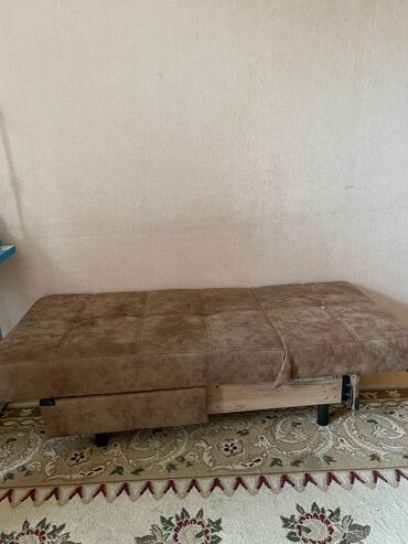 Yataq otağı dəstləri: İşlənmiş, Bazalı, Açılan