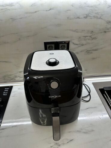 Кухонные плиты и варочные поверхности: AİRFRYER EUROLUX
2 defe işlenib 
Satılır 120m