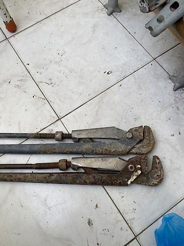 Aksesuarlar və tüninq: - Məhsul: 2 ədəd böyük boy boru açarı (tənzimlənən “Stillson/pipe — 1