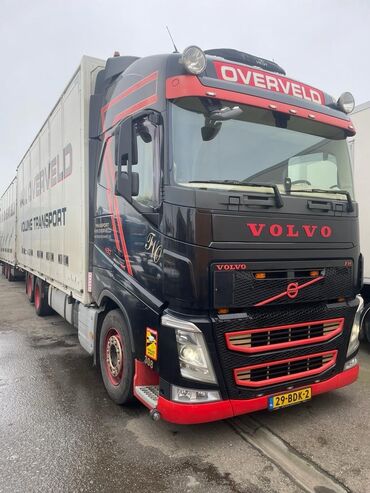 тандем volvo: Volvo : 2013 г., Автомат